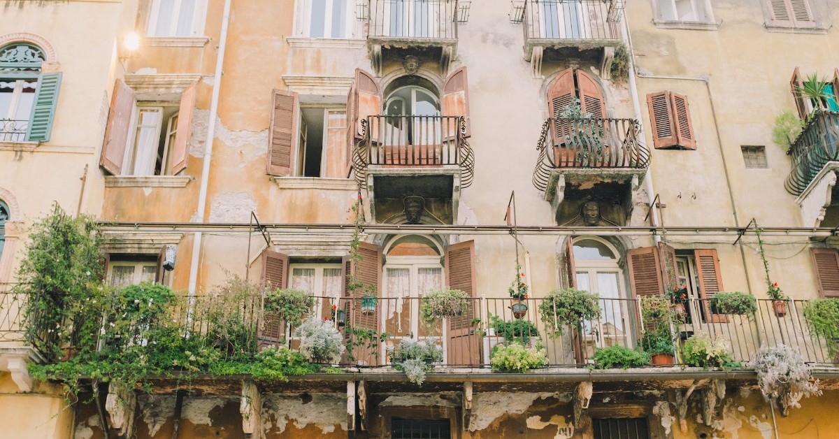 Estate agents in Italy peculiarities Barbara De Benedittis